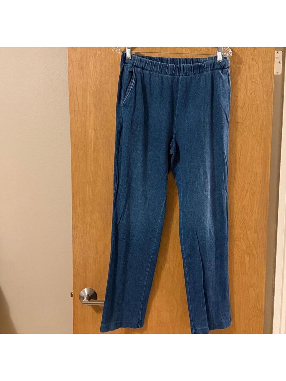Bundle of 3 Lands End Elastic Waist Pull-On Pants Women's S 2-Full & 1-Capri - Picture 2 of 9